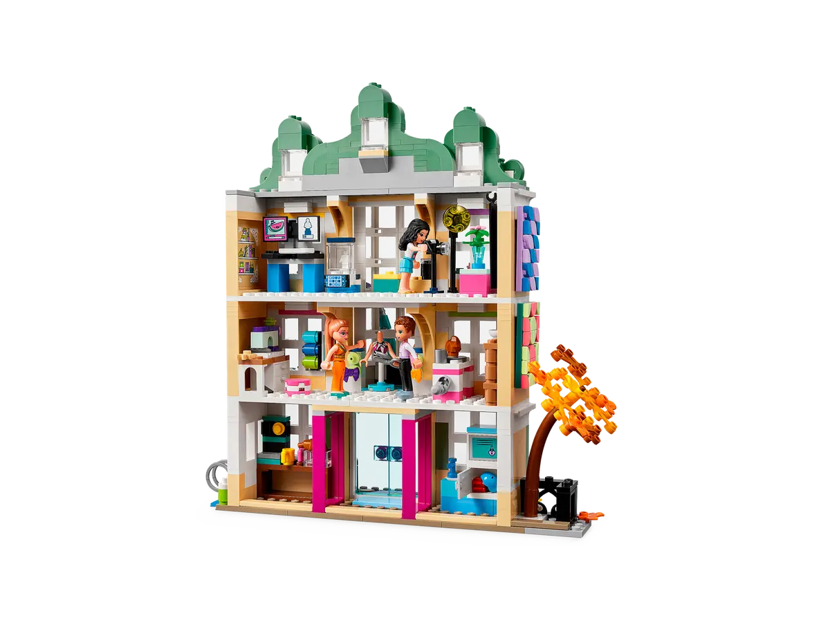 LEGO Emmas Art School